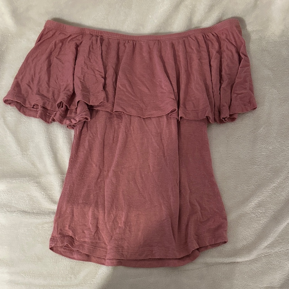 Off the Shoulder Top/ rue 21